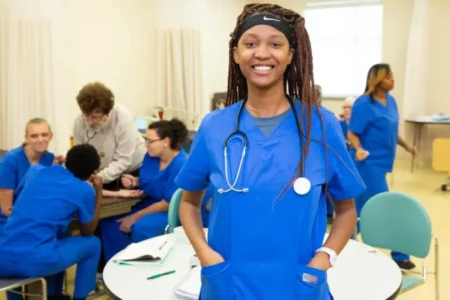 How Long Does It Take To Become a CNA?